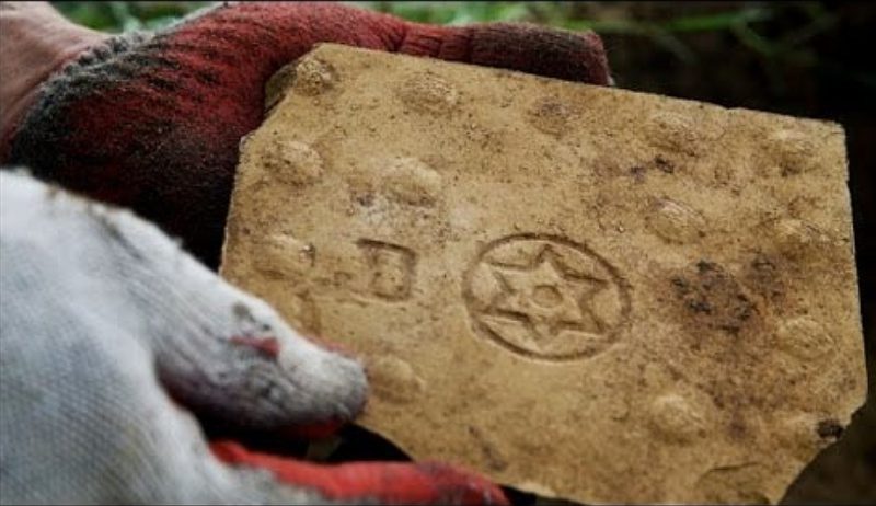 Caroline Sturdy Colls - Treblinka Star of David Tile