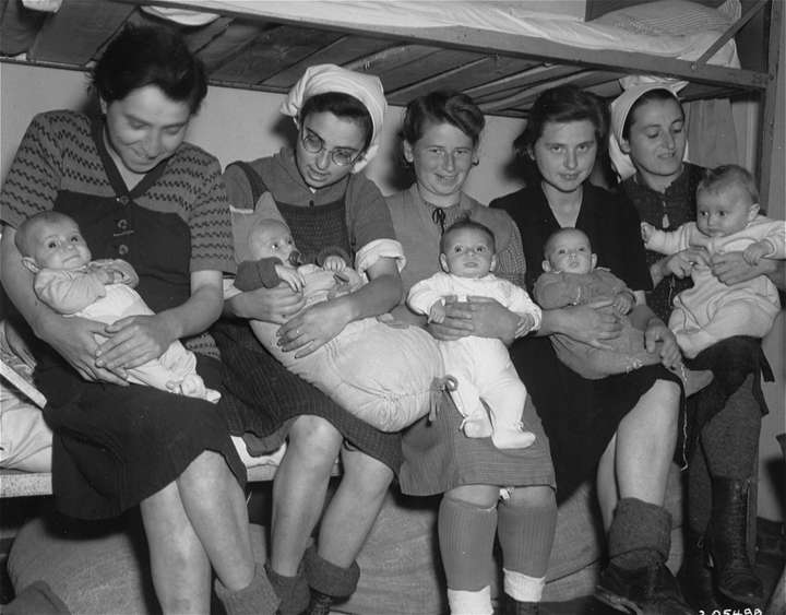Hungarian Jewish women with their babies at Dachau, May 1945