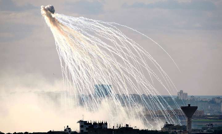 Israel IDF deploys white phosphorus to burn victims and homes during Operation Cast Lead